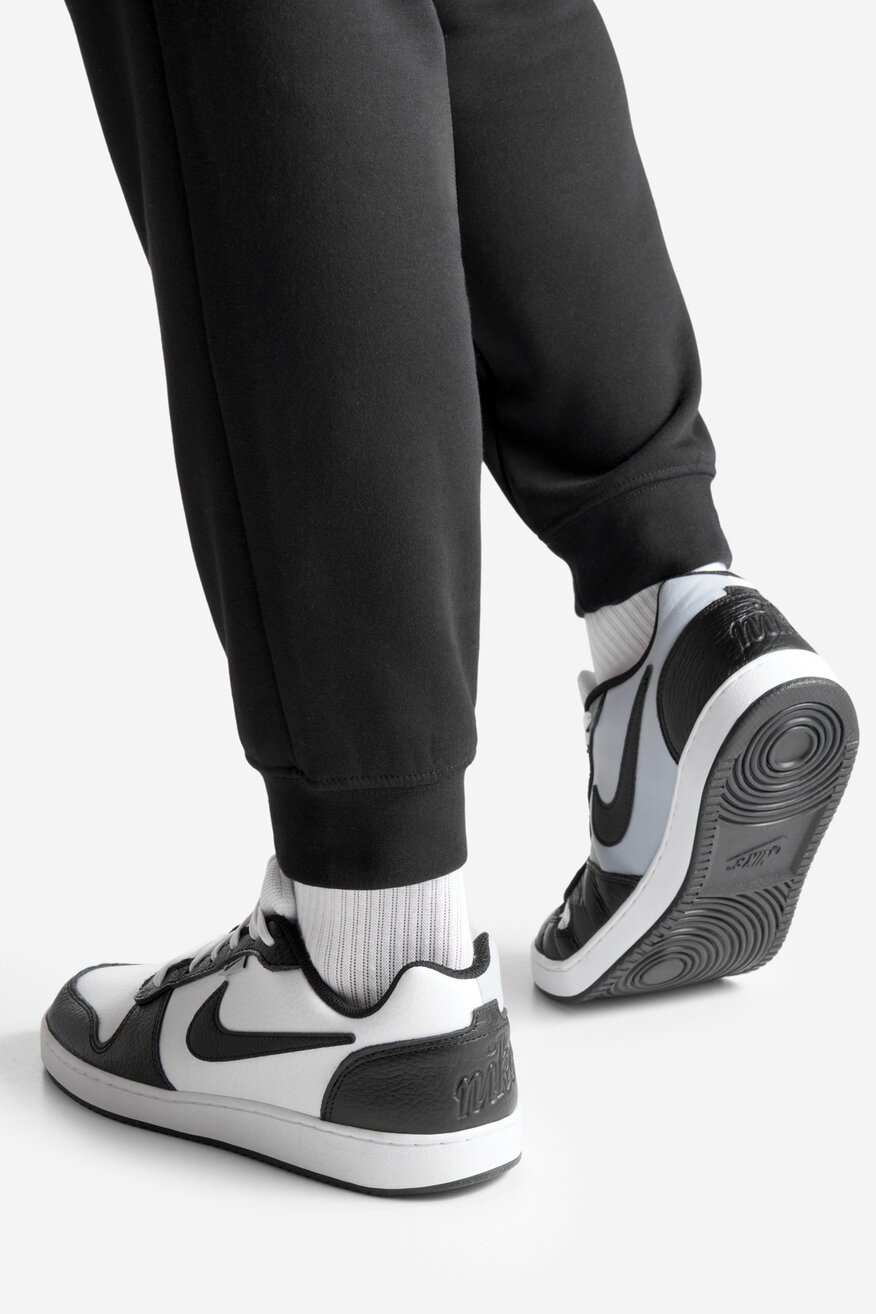 
                Nike - EBERNON LOW PREM - 2230072311263