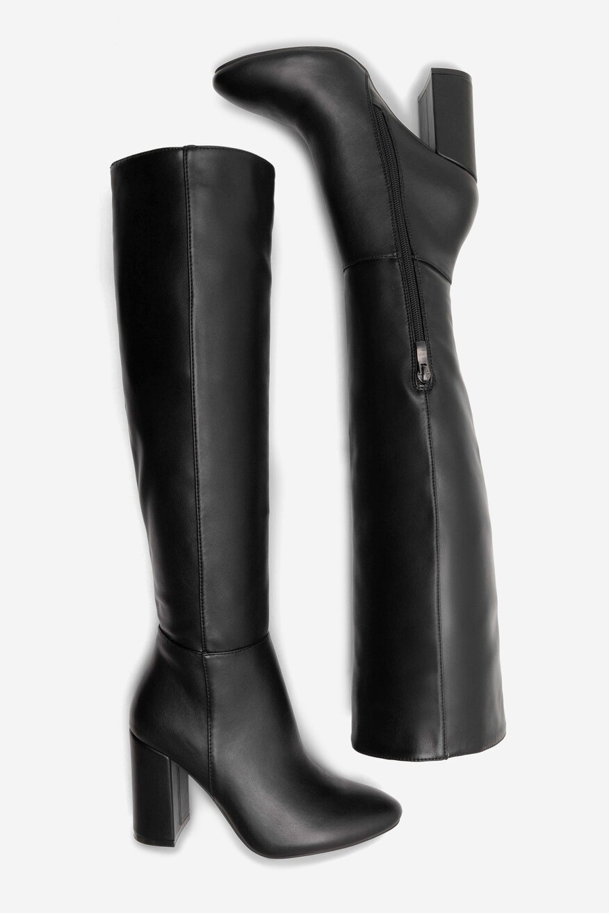 
                DeeZee - Kozaki na słupku - 5904862940366