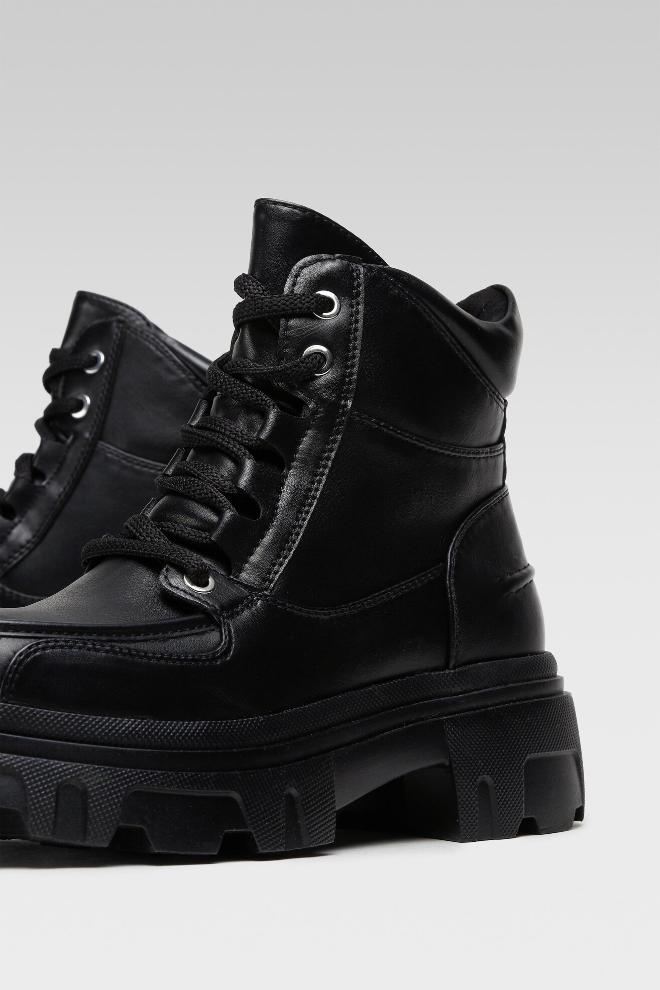 Bocanci Jenny Fairy WS9186-03 NEGRU