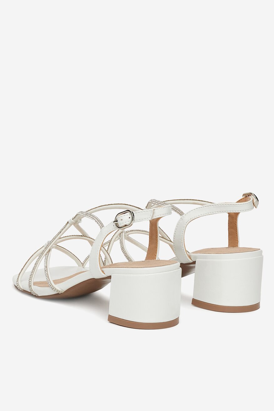 Sandály Clara Barson BÍLÁ - 5903698730141