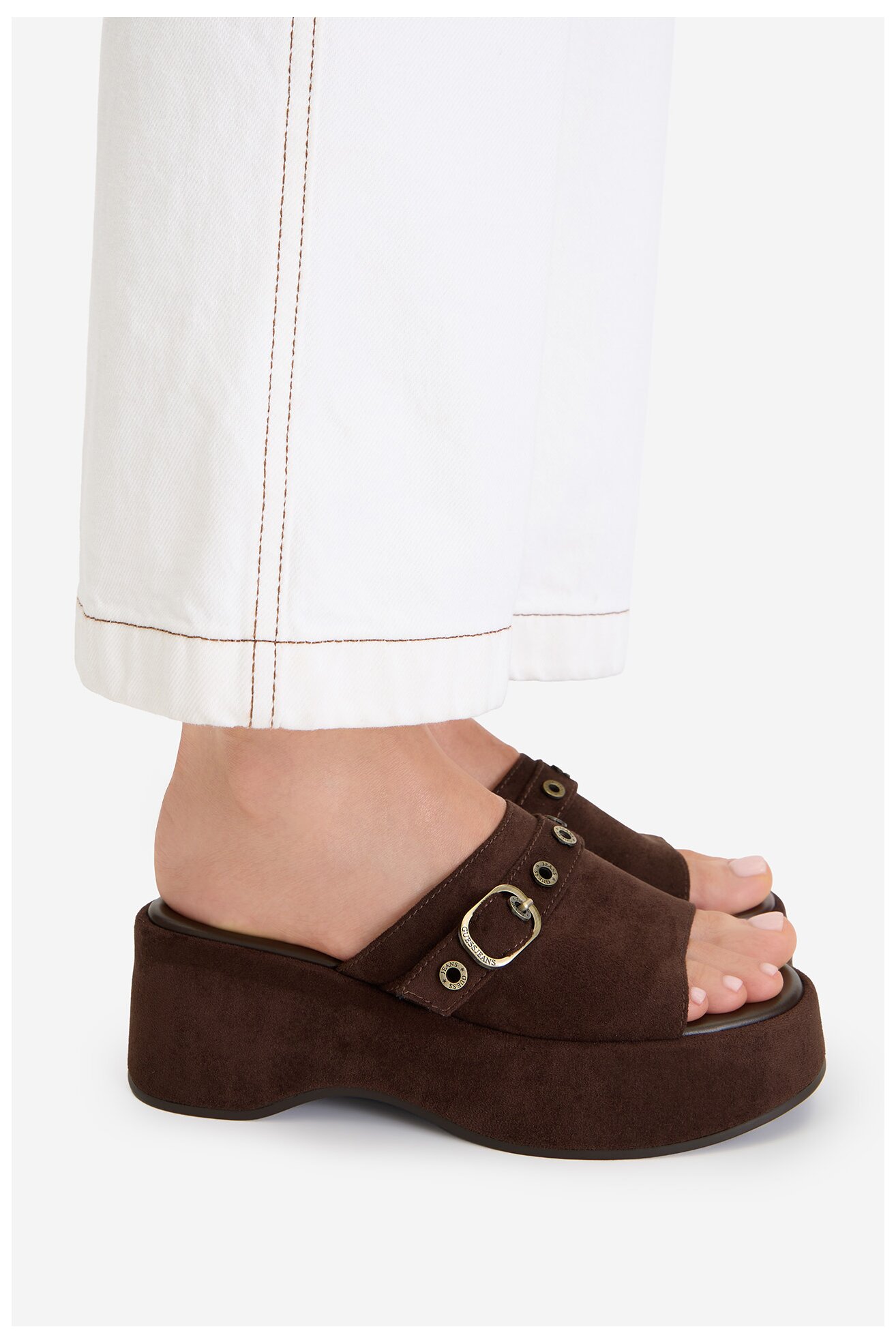 Klapki GUESS JEANS CEO-HY20091-1 Brązowy