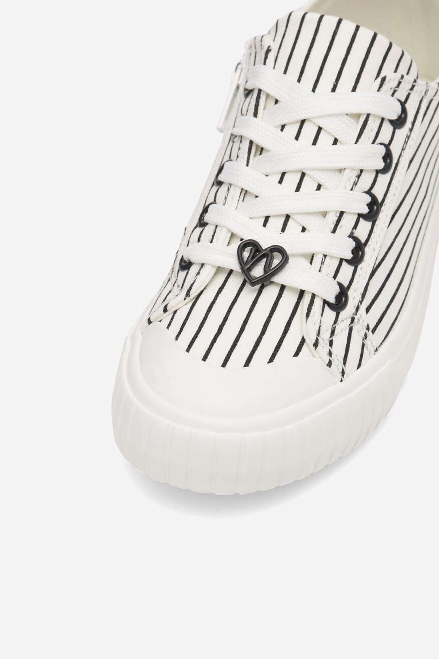 Кецове Nelli Blu БЯЛ - 5905588355960