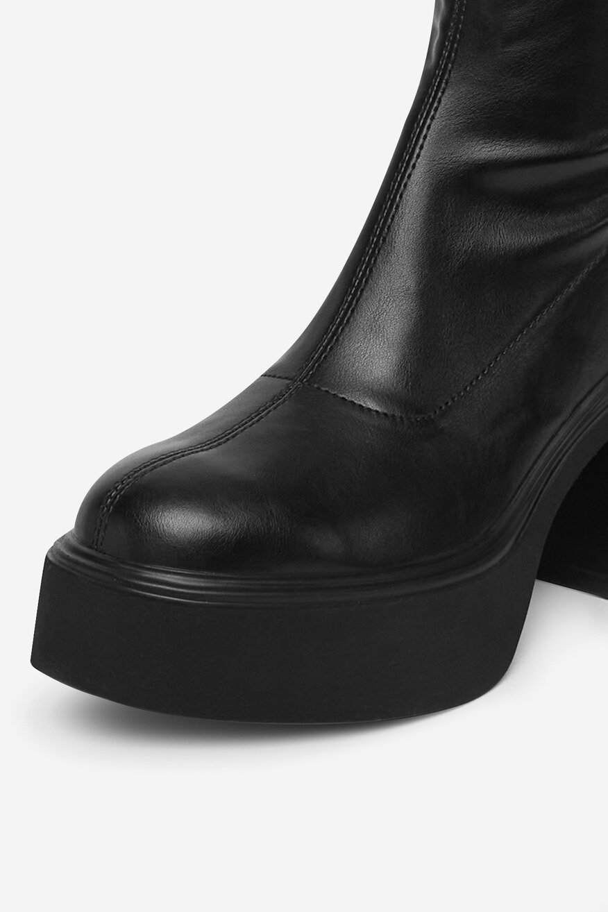 
                DeeZee - Kozaki na słupku - 5906751412732