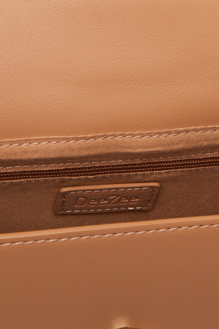 Дамска чанта DeeZee КАМЕЛ - 5906751232804