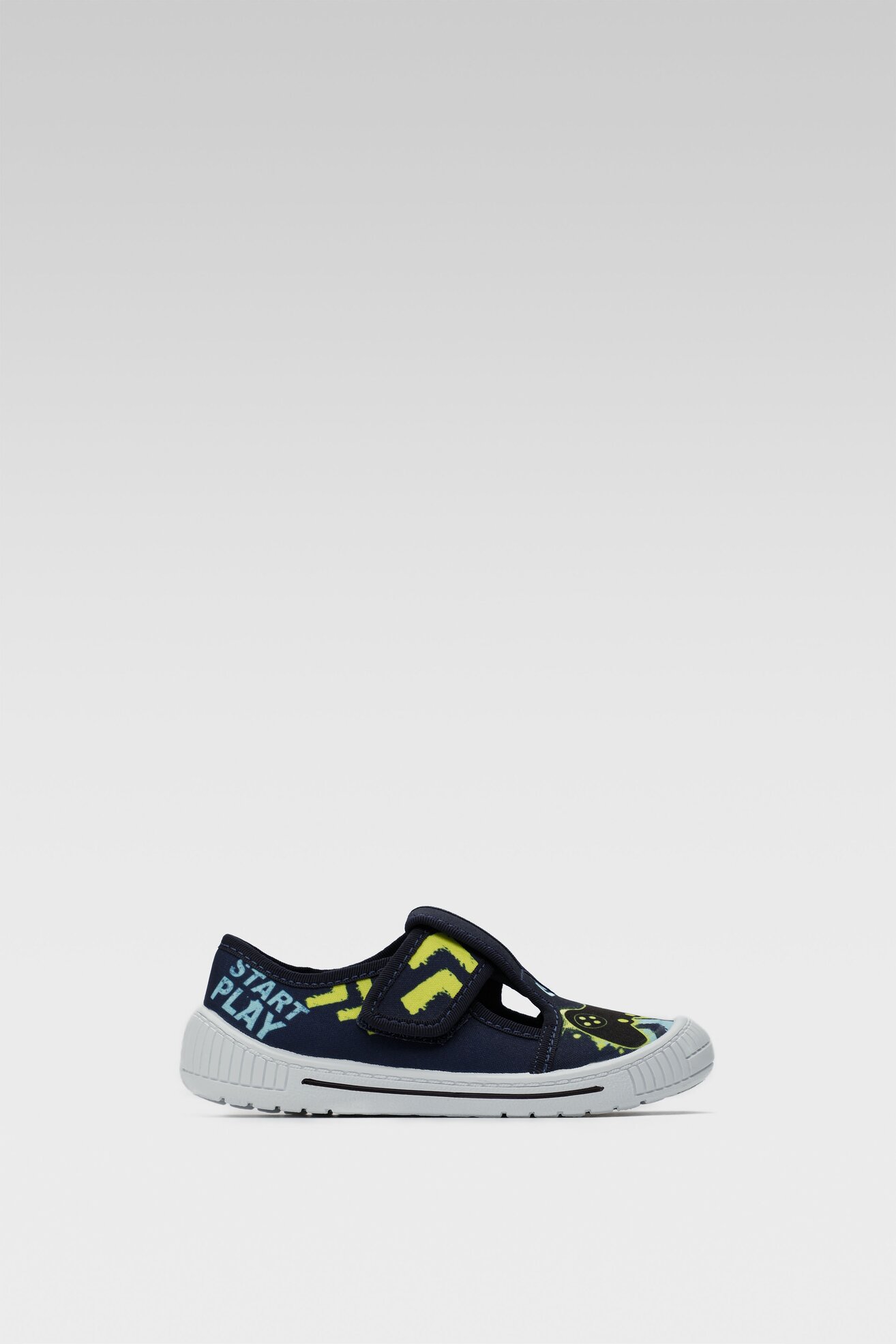 Kapcie MB 4SK3/40-28POIR Granatowy