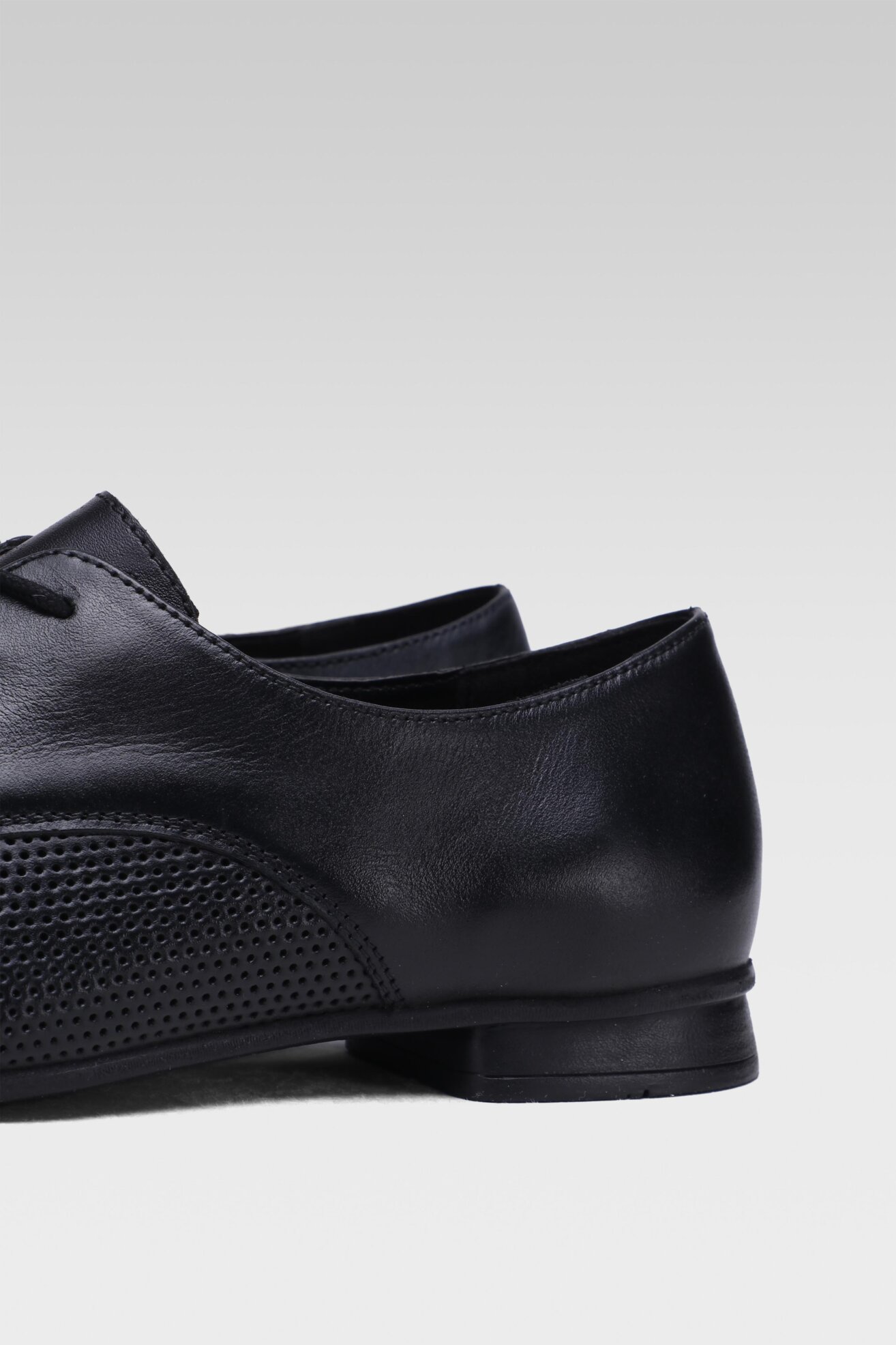 Półbuty Lasocki WI23-VINA-02 Czarny