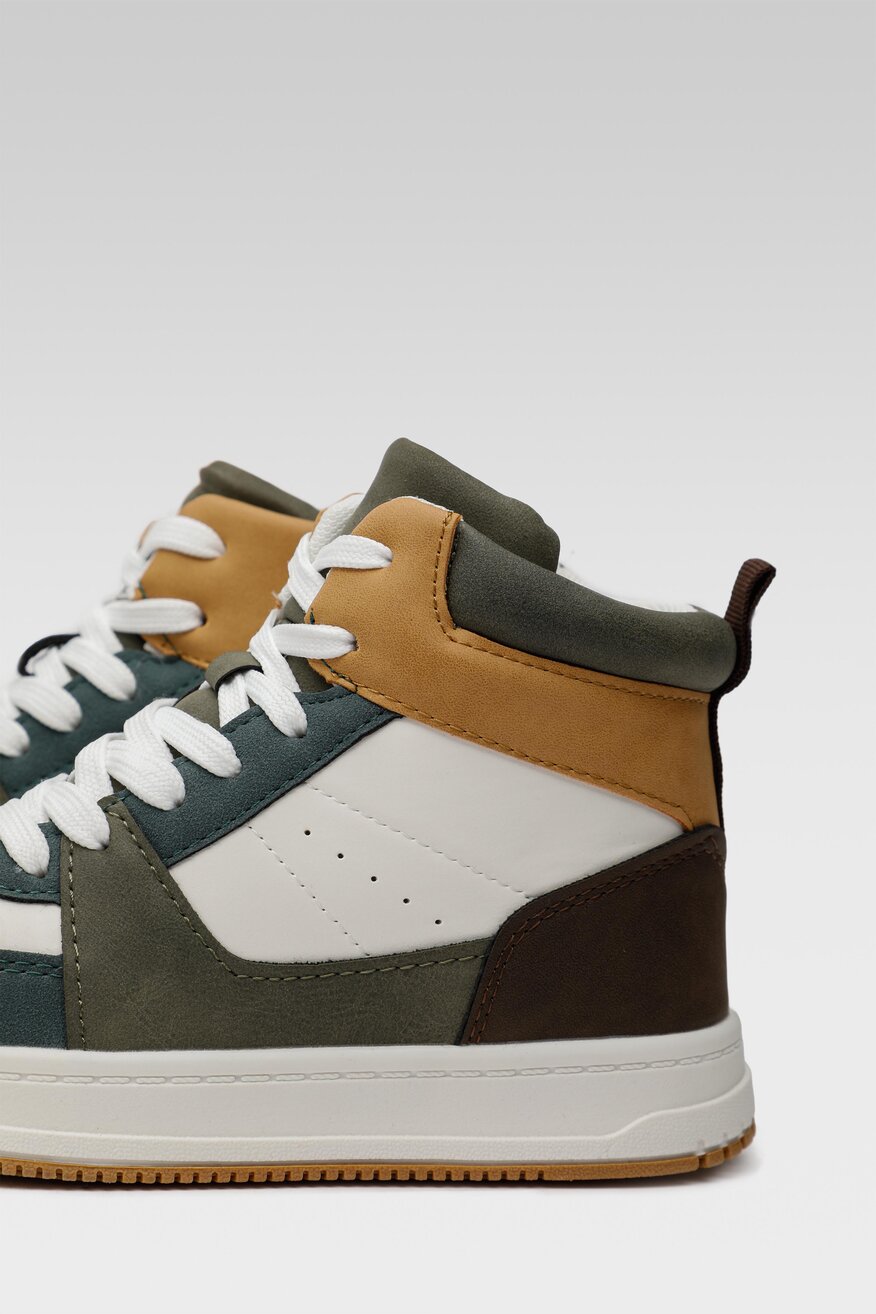 
                Twisty - Półbuty z wysoką cholewką - 5904862128924