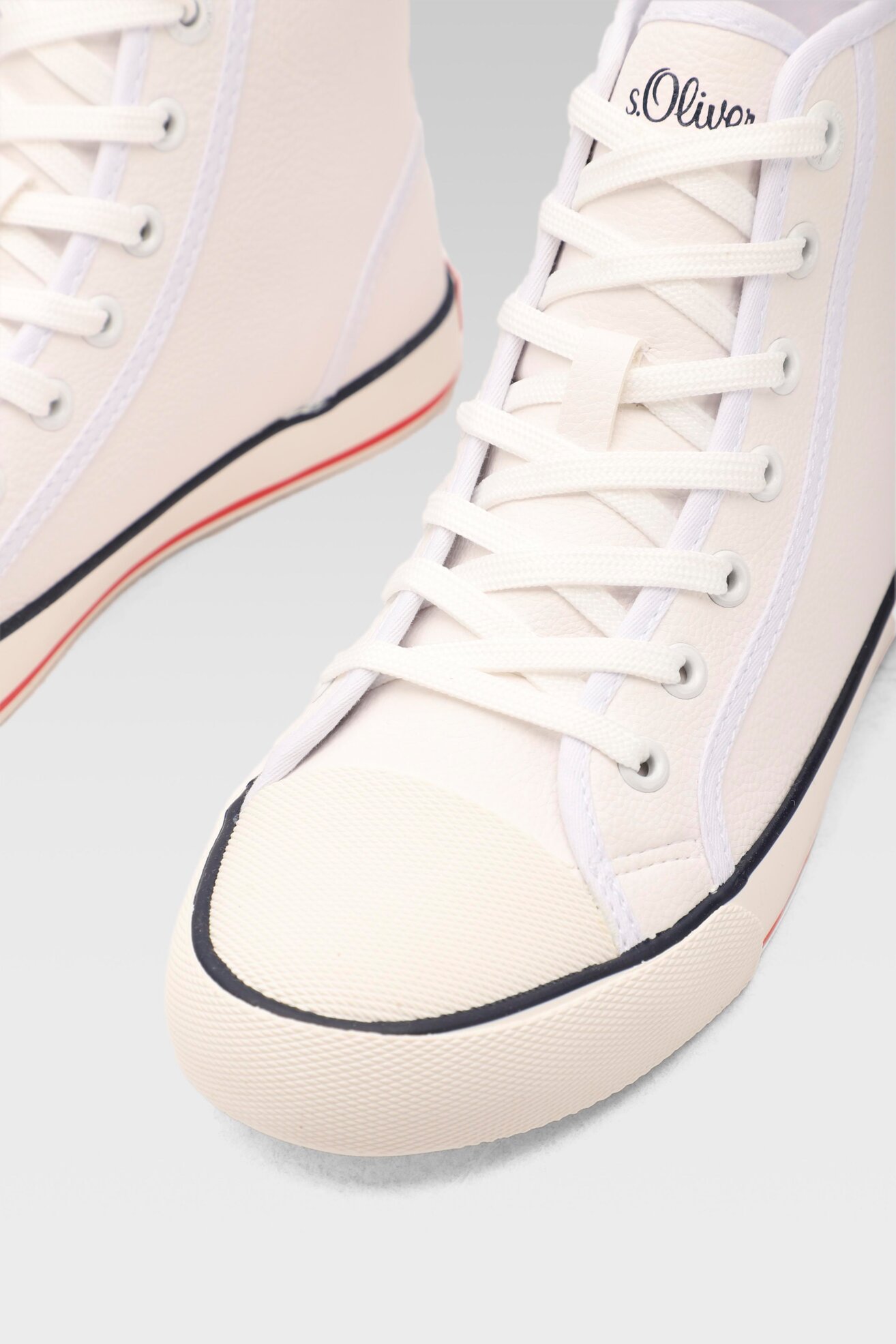 Półbuty S.Oliver RED LABEL 5/5-25200/36 Biały