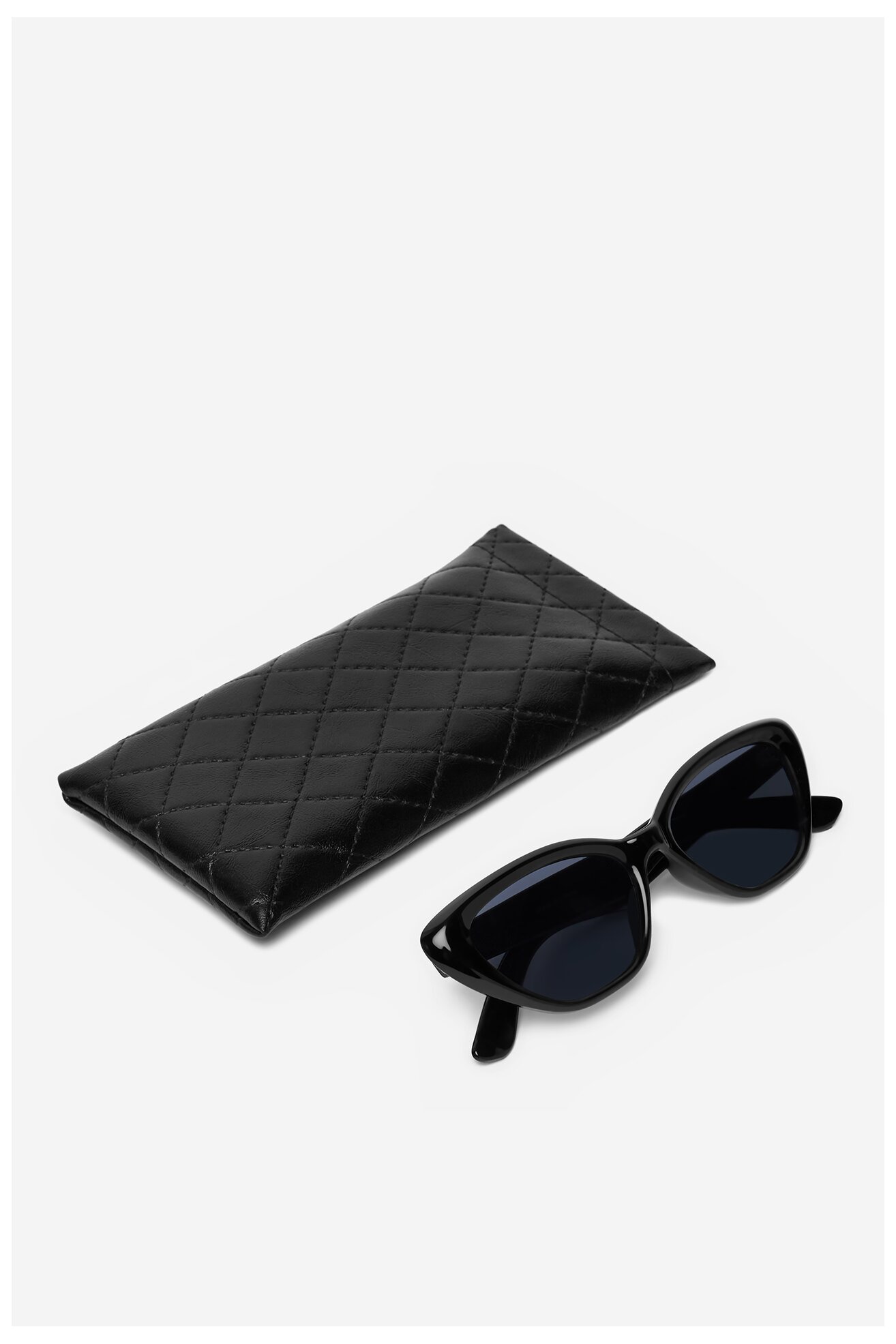 Дамски слънчеви очила DeeZee BSPC453 ЧЕРЕН