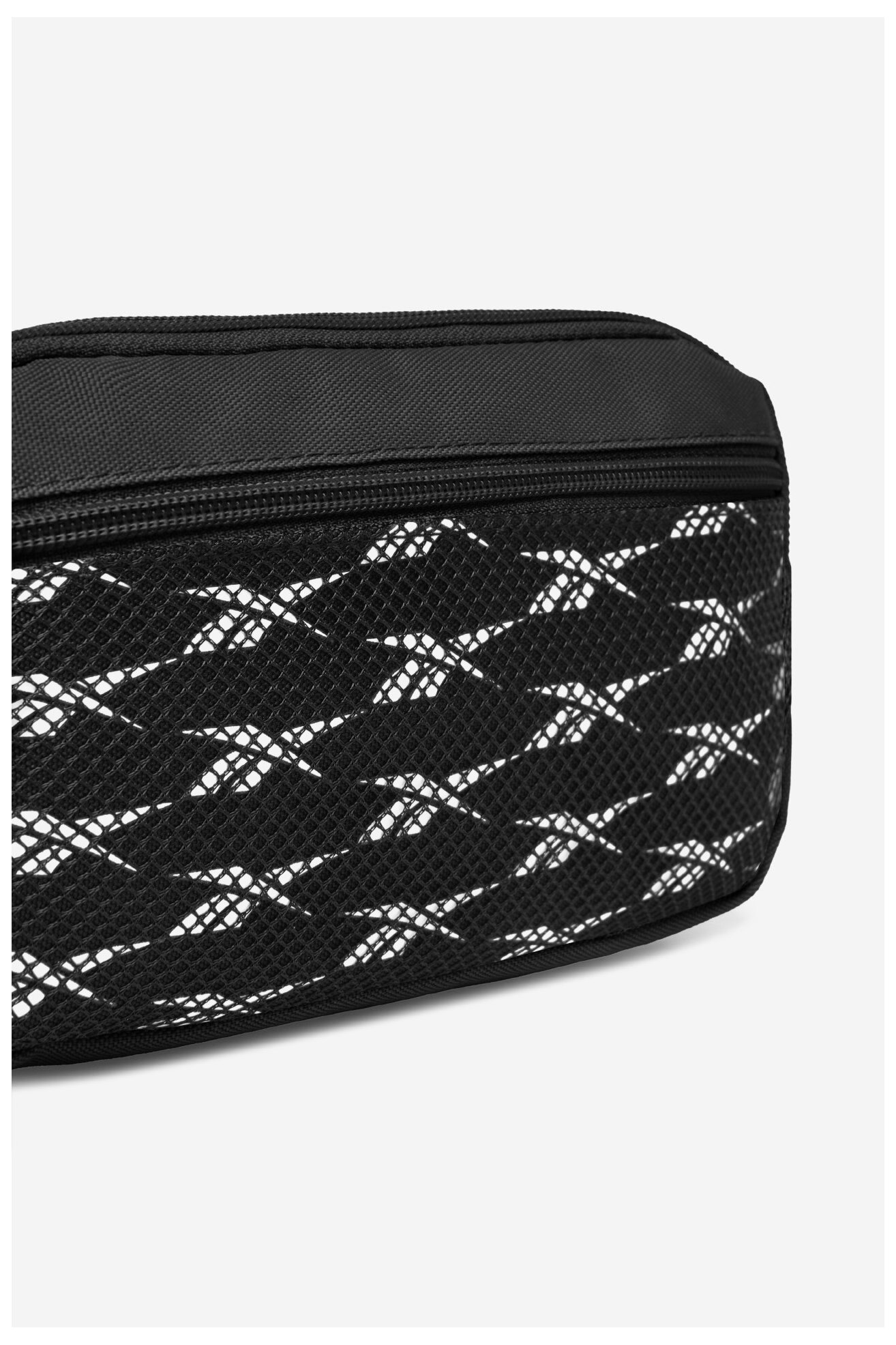 Kézitáska Reebok CWBEO-RBK-P-003-09 FEKETE