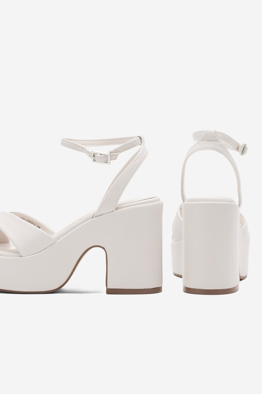 Jenny Fairy - Sandały beżowe - 5904862772059