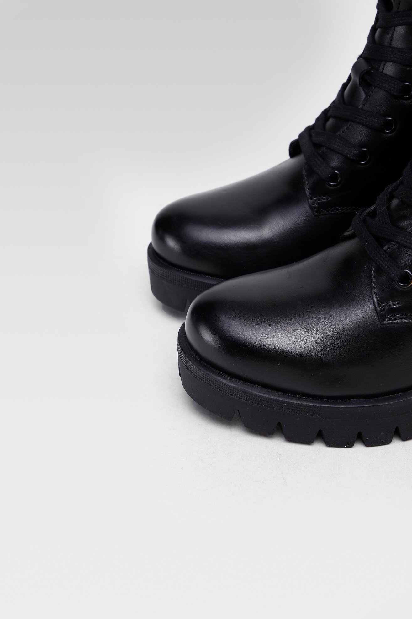 Trzewiki Lasocki WI23-PIAUSE-01 Czarny