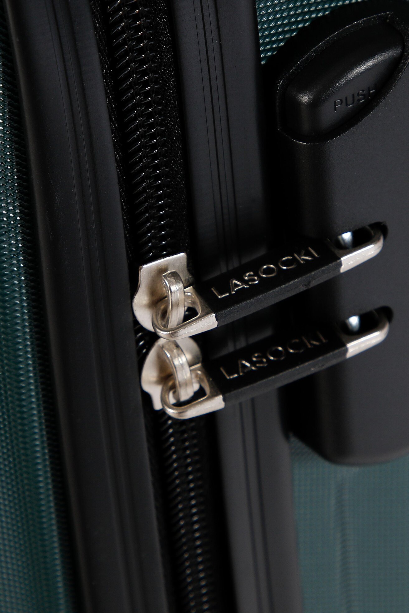 Walizka Lasocki BLW-A-101-77-07 Zielony