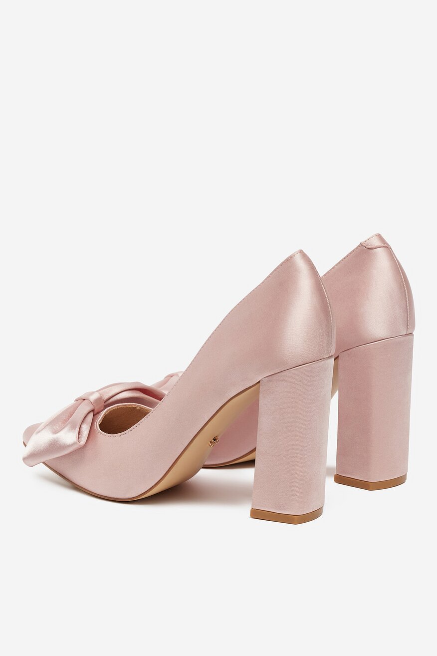 
                Pantofi cu toc DeeZee ROZ - 5906751082508