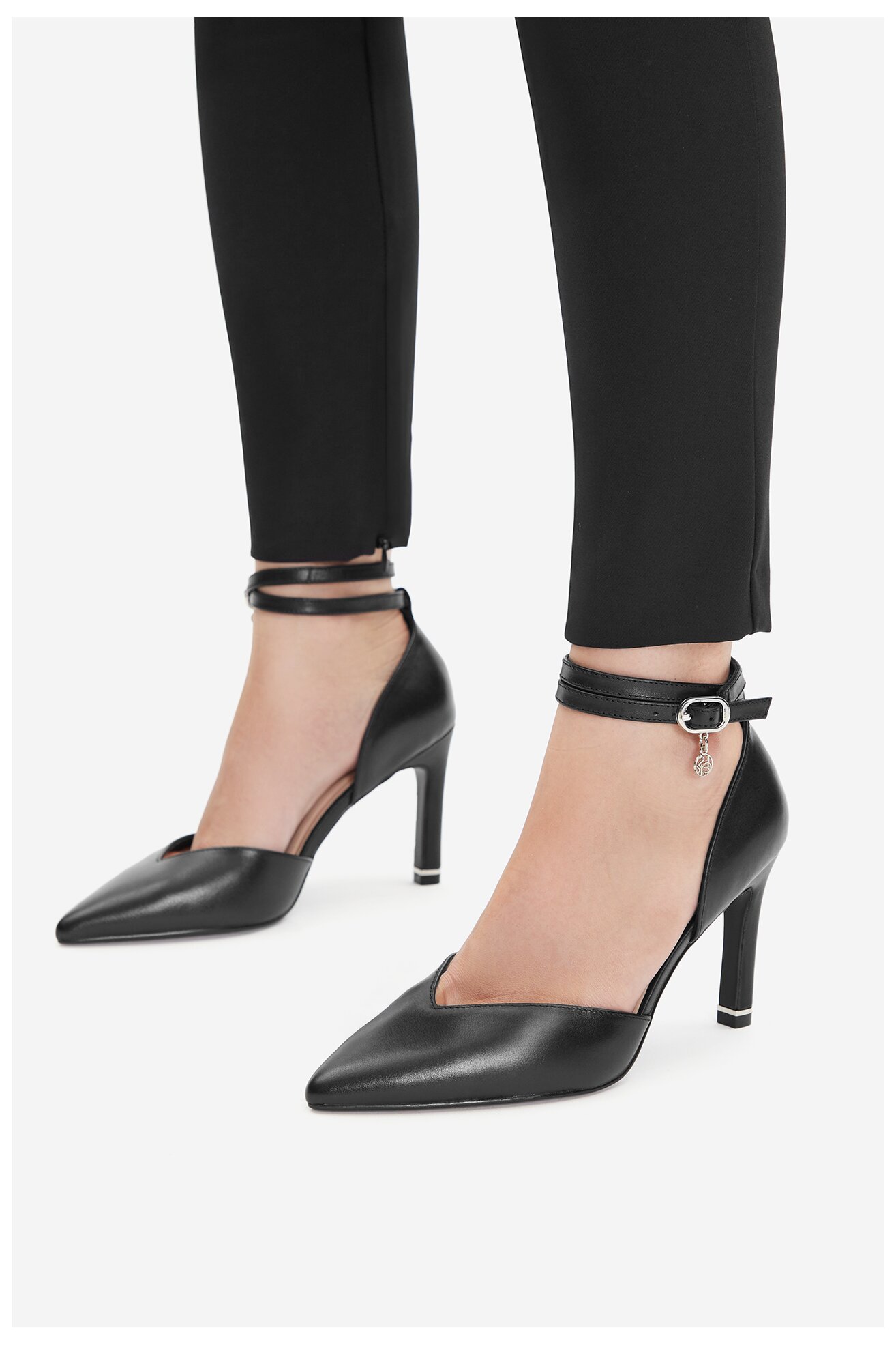 Pantofi cu toc Lasocki CEO-HY20077-3 NEGRU