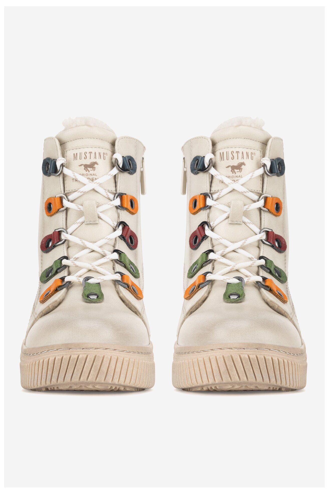 Боти Mustang 1436-601 БЯЛ