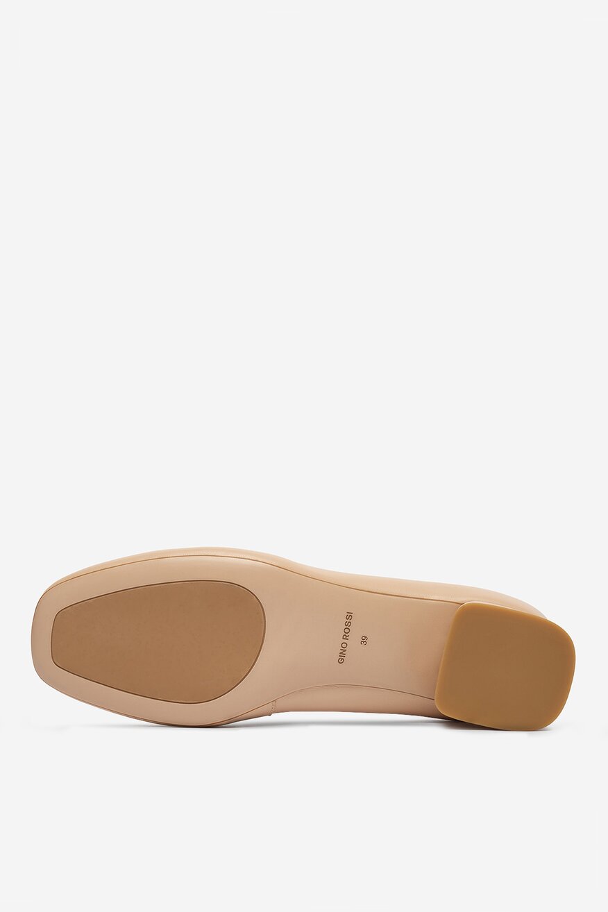 
                Елегантни обувки Gino Rossi БЕЖОВ - 5906751792896