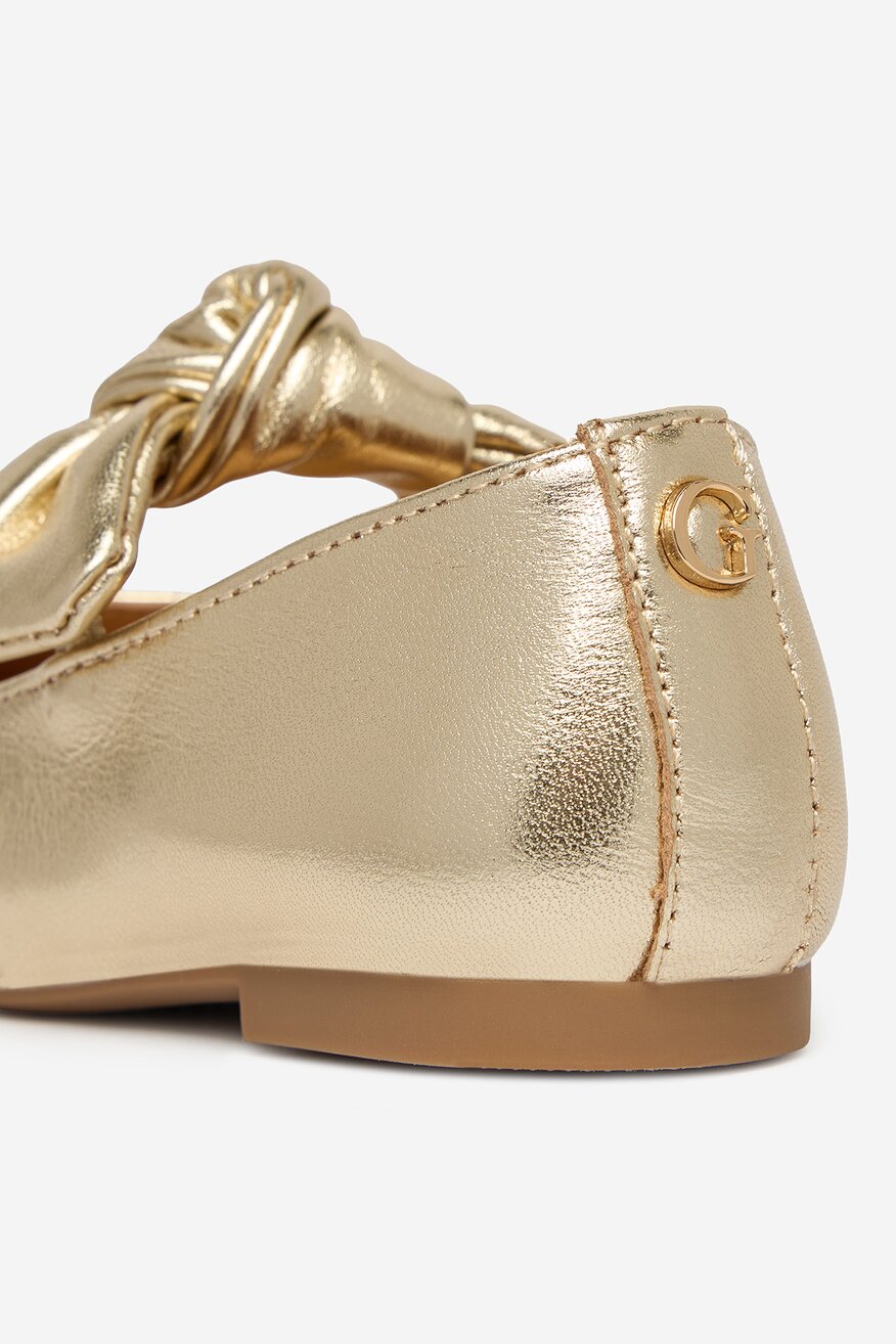 
                Балерина GUESS ЗЛАТИСТ - 5906751844960