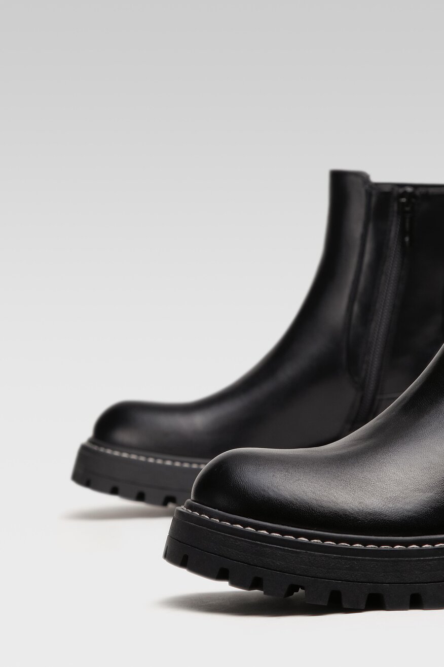 
                Jenny Fairy - Botki na grubej podeszwie - 5904862243696