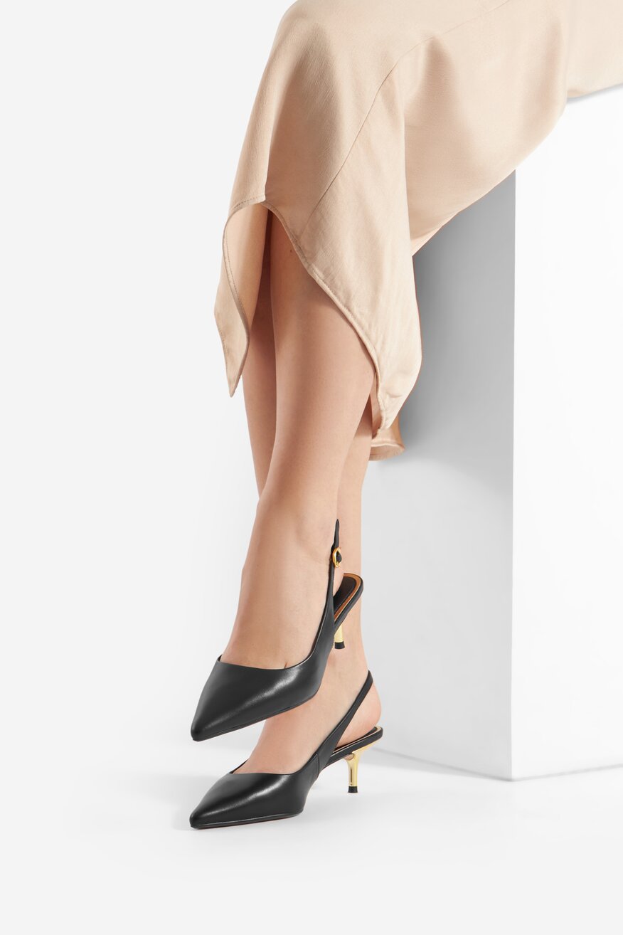 
                Cipele na štiklu Gino Rossi CRNA - 5903698049618