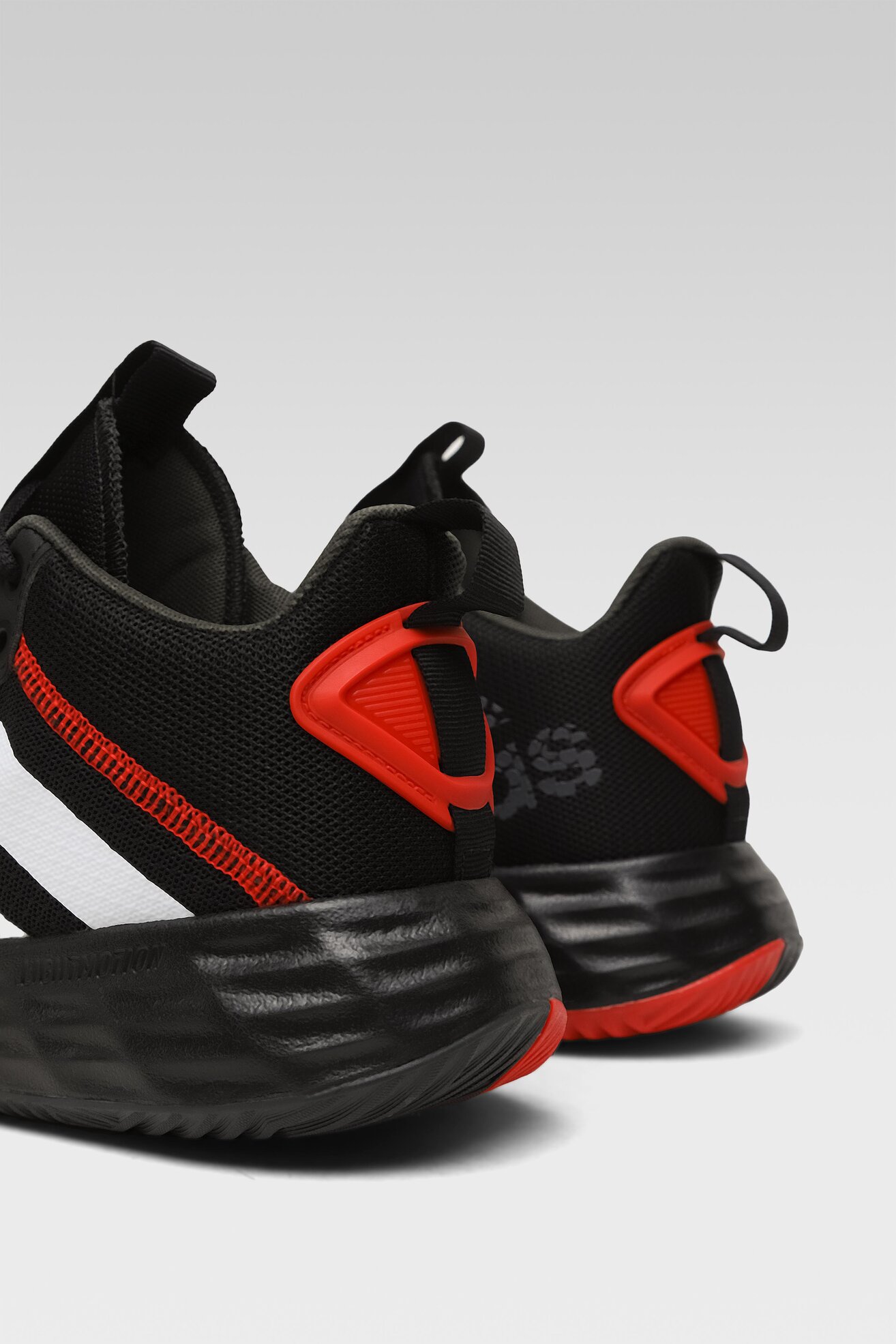 Obuwie sportowe adidas OWNTHEGAME 2.0 H00471 Czarny