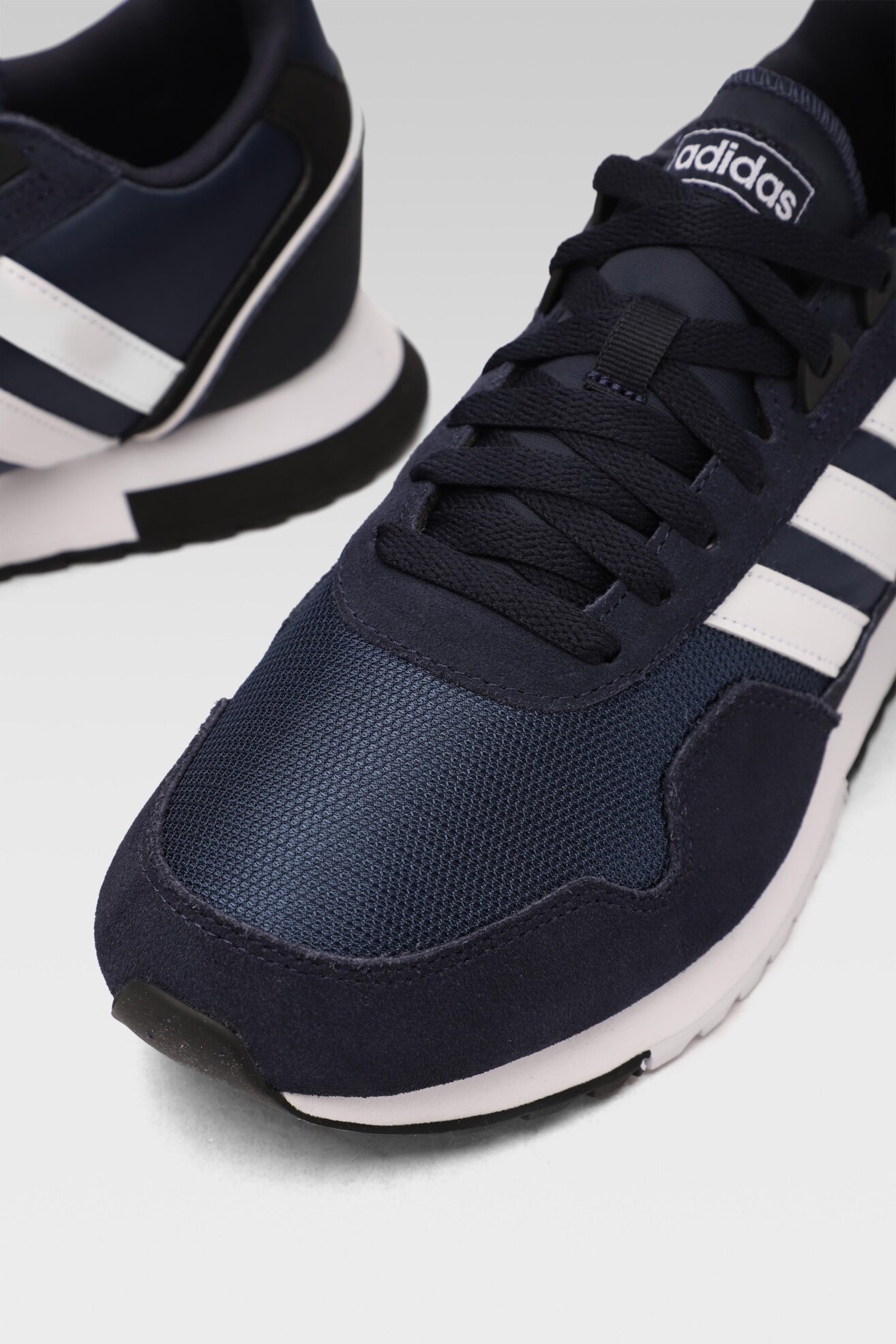 Obuwie sportowe adidas 8K 2020 FY8039 Granatowy