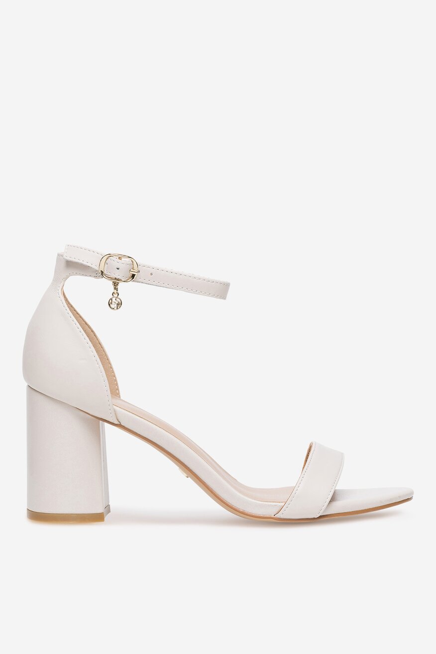 
                Сандали Lasocki БЯЛ - 5905588633945