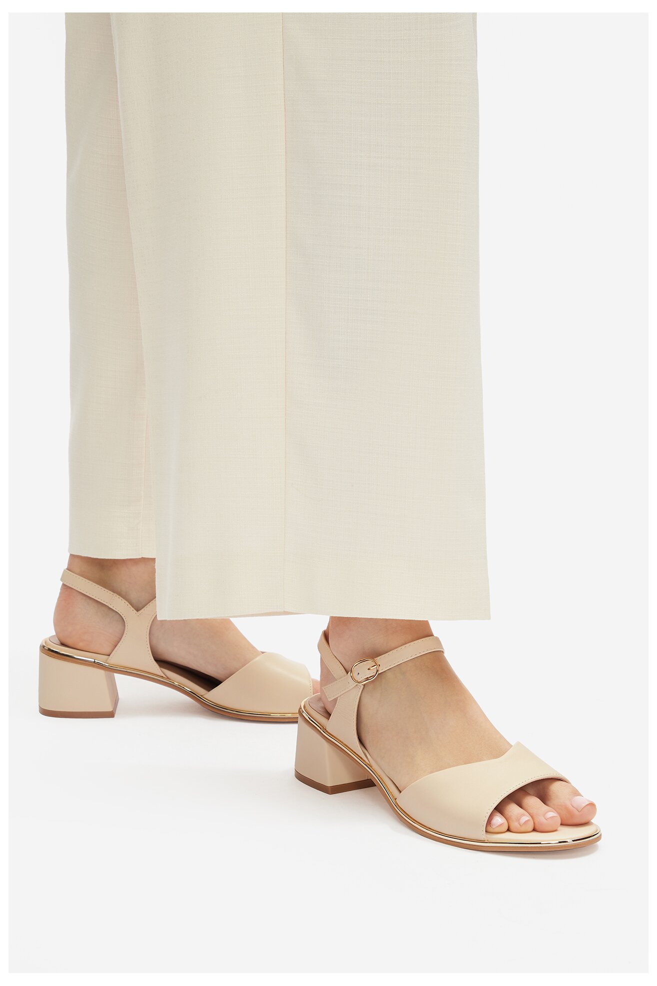 Szandál Lasocki WYL3784-1Z BÉZS