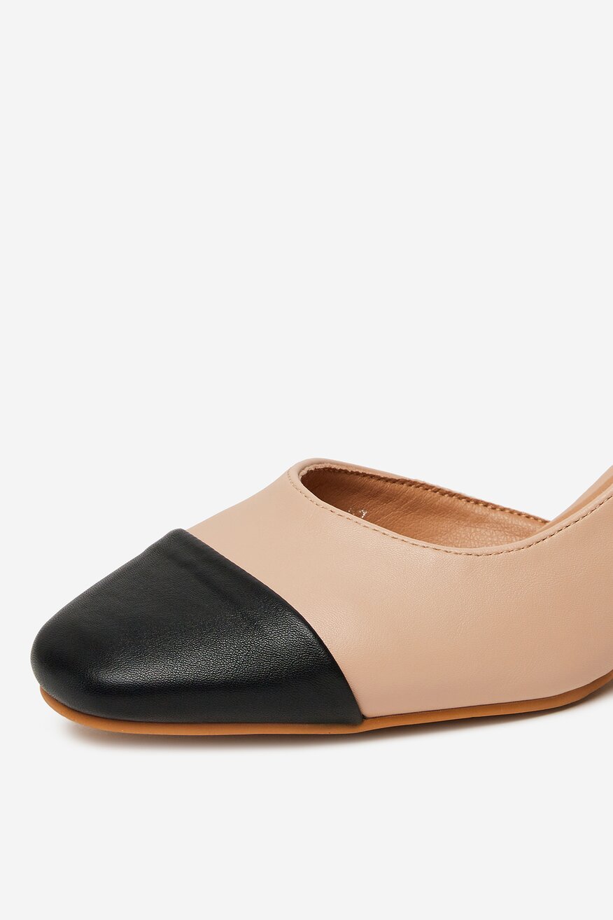 
                Körömcipő DeeZee BÉZS - 5906751157602