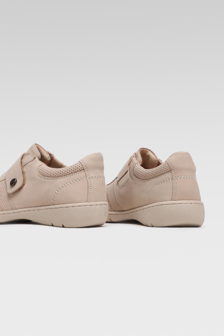 
                Pantofi casual Go Soft BEJ - 5903698244433