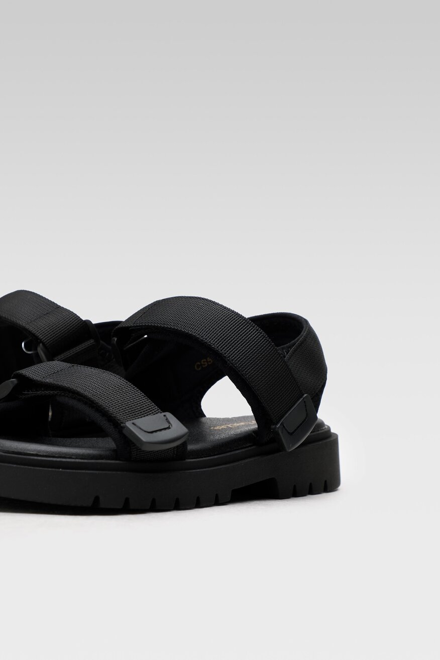 
                DeeZee - Sandały czarne na rzep - 5904248713270