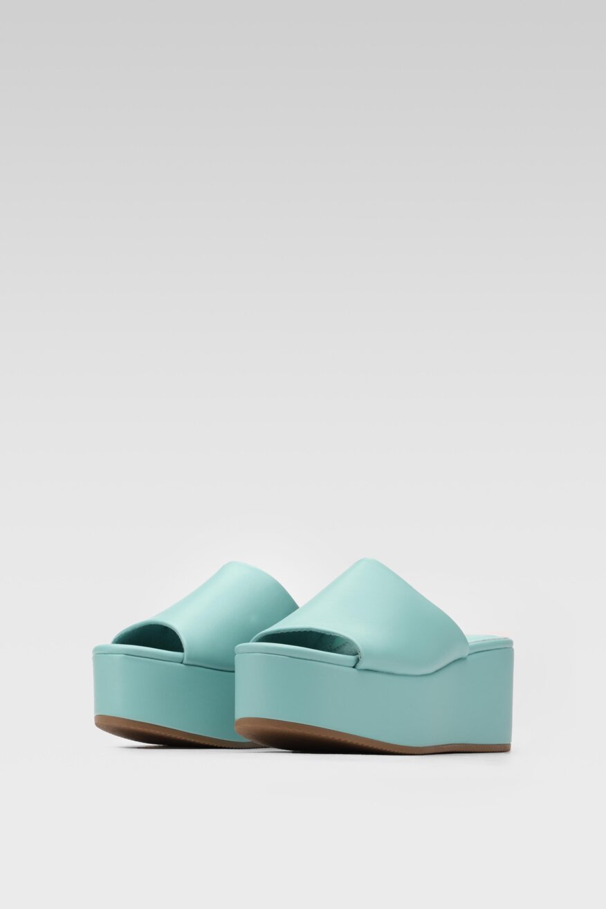 
                Jenny Fairy - Klapki na koturnie z platformą flatformy - 5903698707839