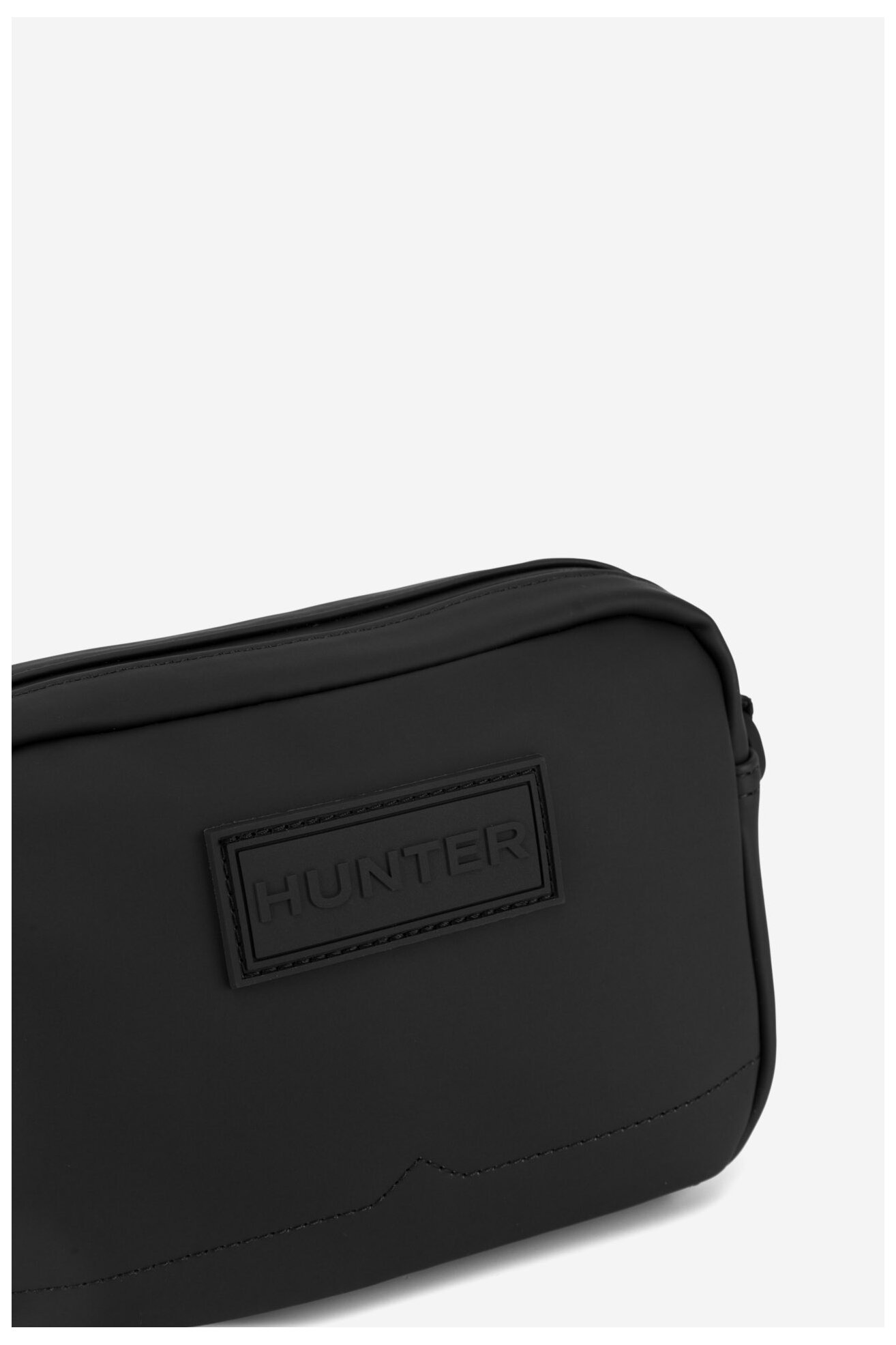 Kézitáska HUNTER HTR-K-002-06 FEKETE
