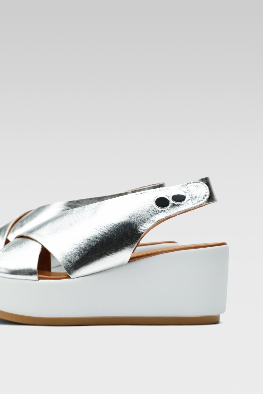 Inuovo - Sandały na koturnie - 5904248728236