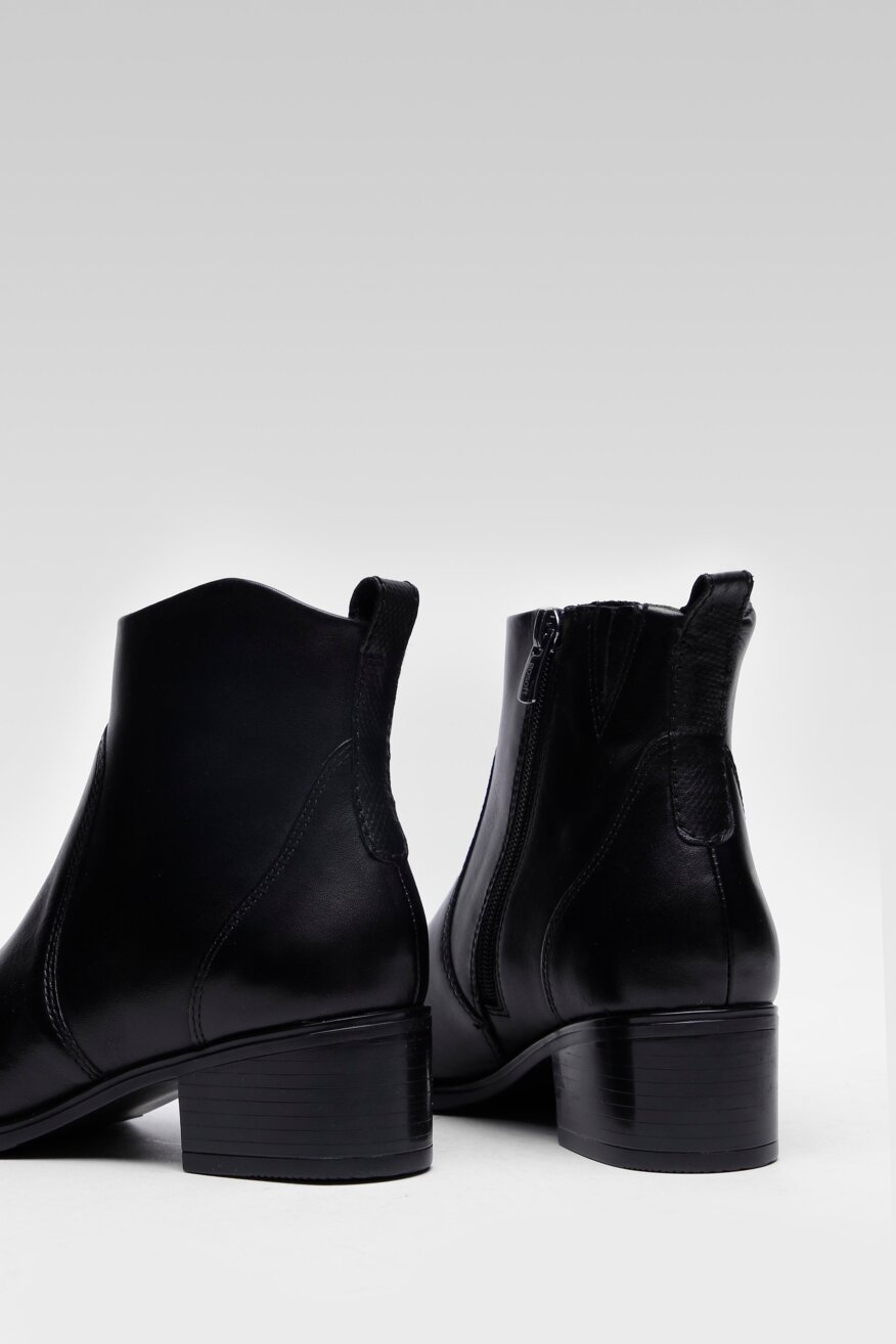 Go Soft - Skórzane botki na obcasie - 5903698816586
