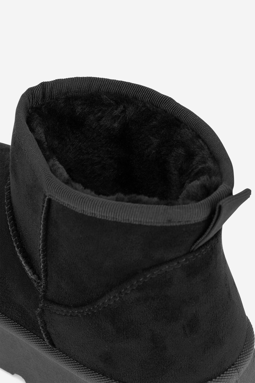 
                        Botki Jenny CEO-WSX23-01 Czarny - 5906751379660