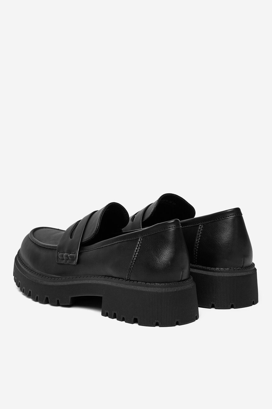 
                Mokaszin Jenny FEKETE - 5903698725024