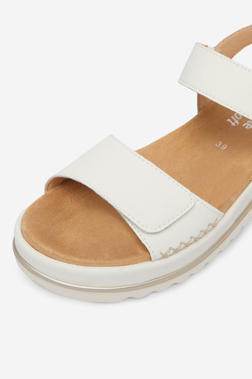 
                Сандали Remonte ПОЧТИ БЯЛО - 5906751744550