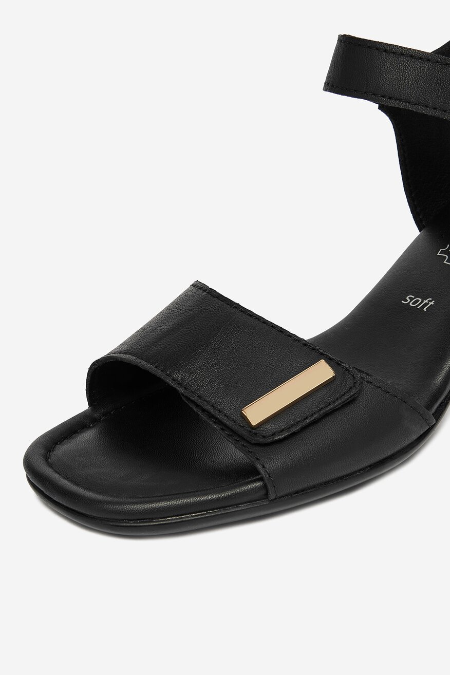 
                Remonte - Sandały skórzane - 5906751741412