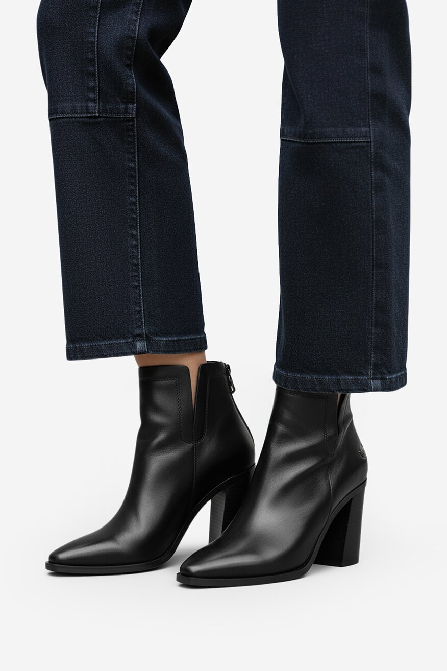 
                Боти G-STAR RAW ЧЕРЕН - 5906751390658