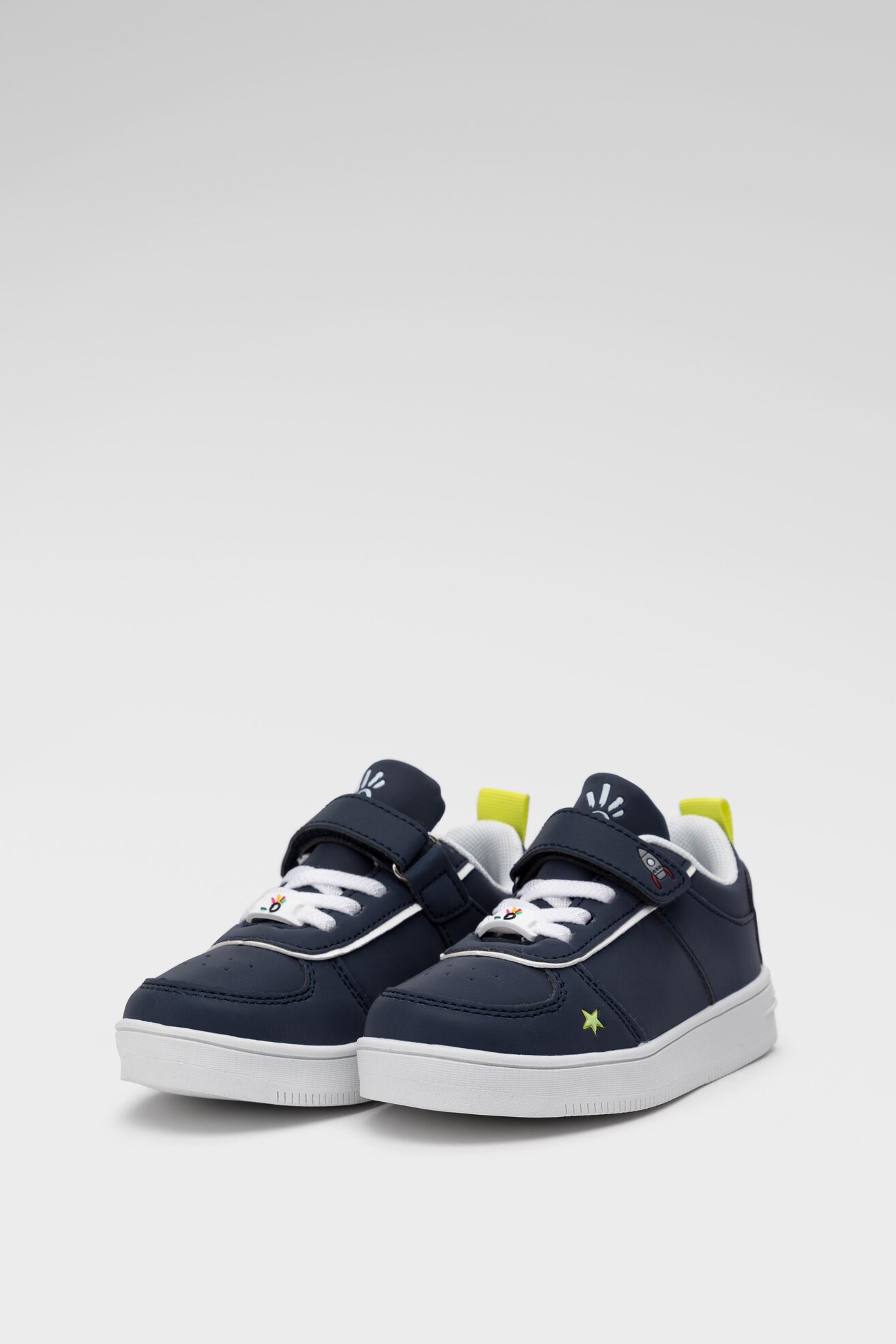 Obuwie sportowe OMENAA FOUNDATION CP23-5996-(III)CH-OF Granatowy
