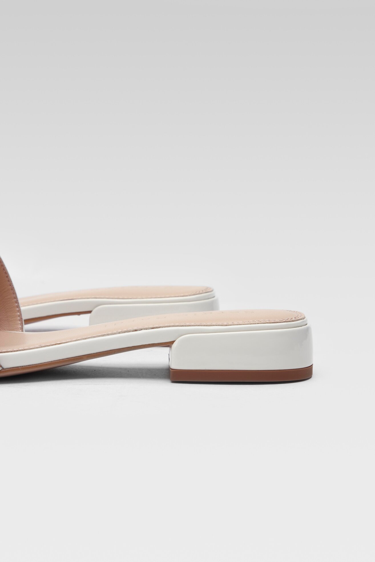 Джапанки Sergio Bardi WYL3486-1Z-SB БЯЛ