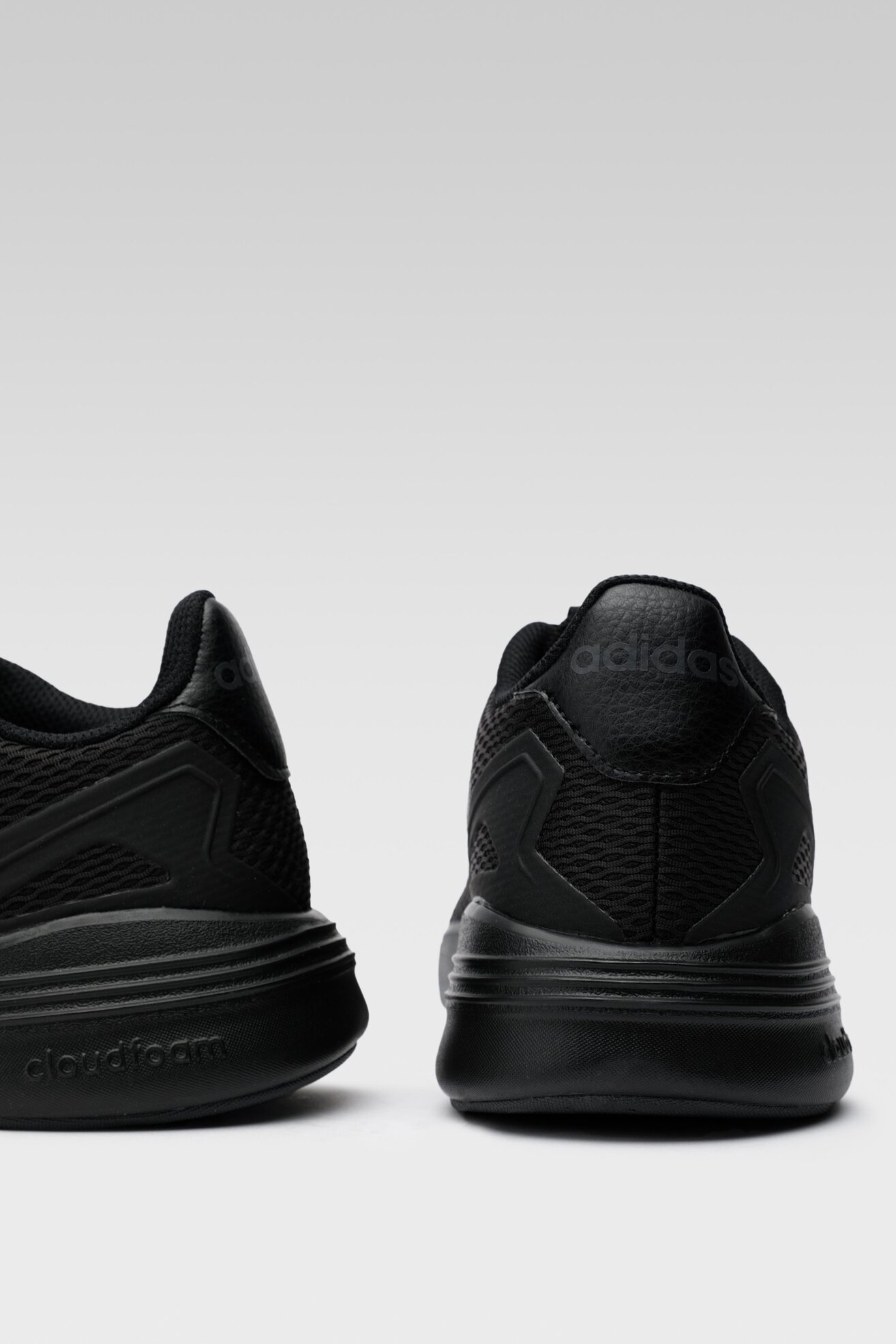 Obuwie sportowe adidas NEBZED GX4274 Czarny