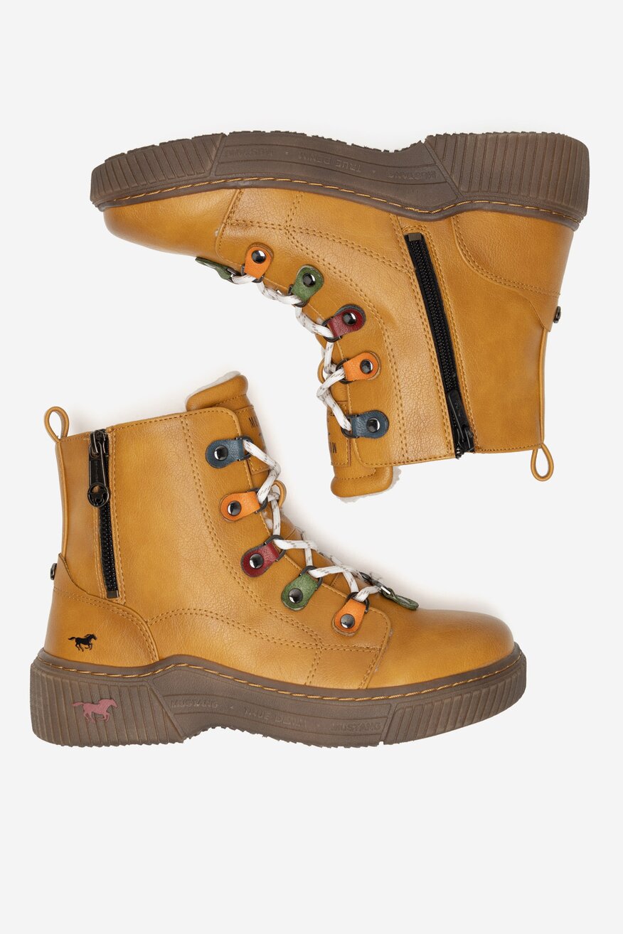 
                Боти Mustang ЖЪЛТ - 5905588870364