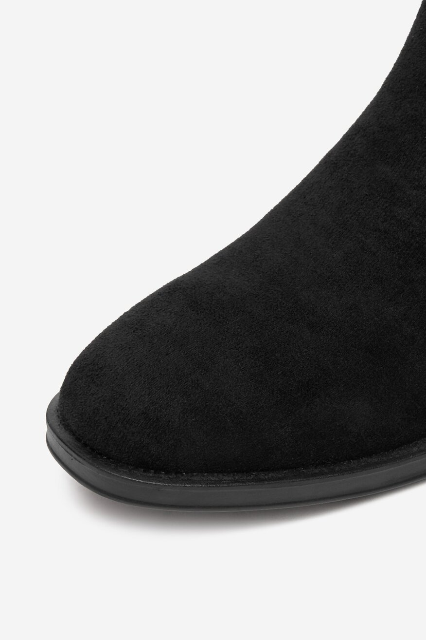 
                        Kratke čizme Jenny CEO-13556-T06 CRNA - 5906751406489