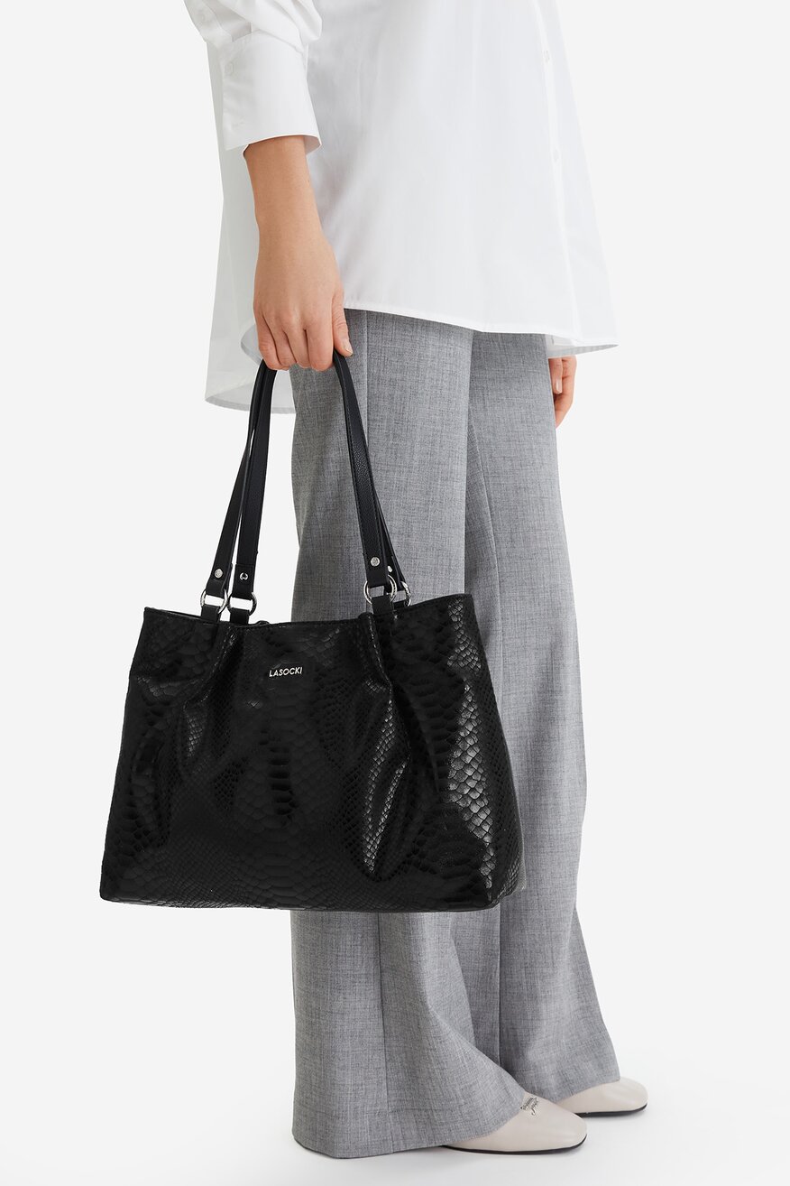 
                Дамска чанта Lasocki ЧЕРЕН - 5906751564776