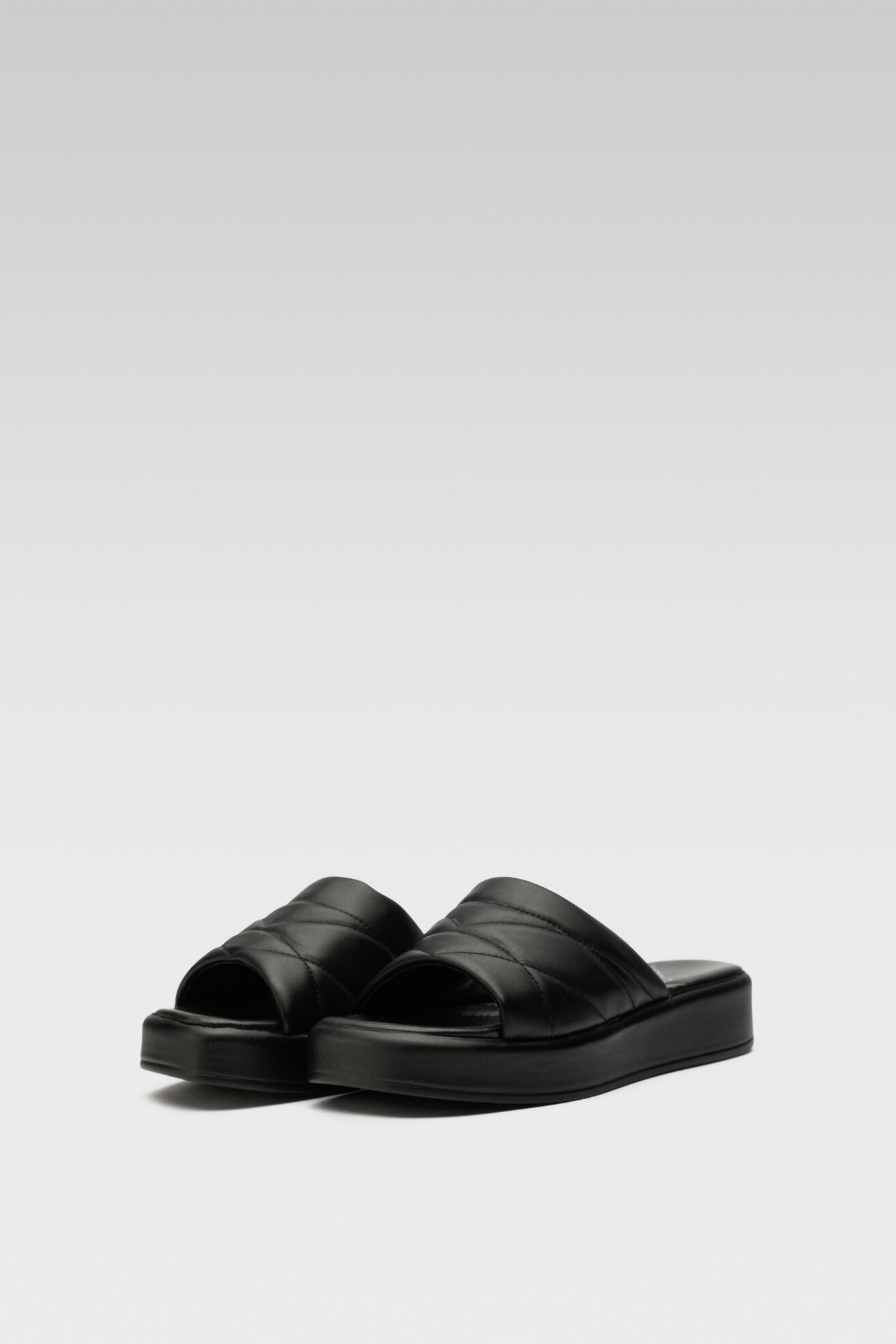 Papuče Lasocki OCE-3032-03 CRNA