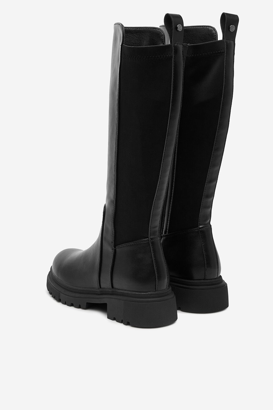 
                Ботуши DeeZee ЧЕРЕН - 5906751305904