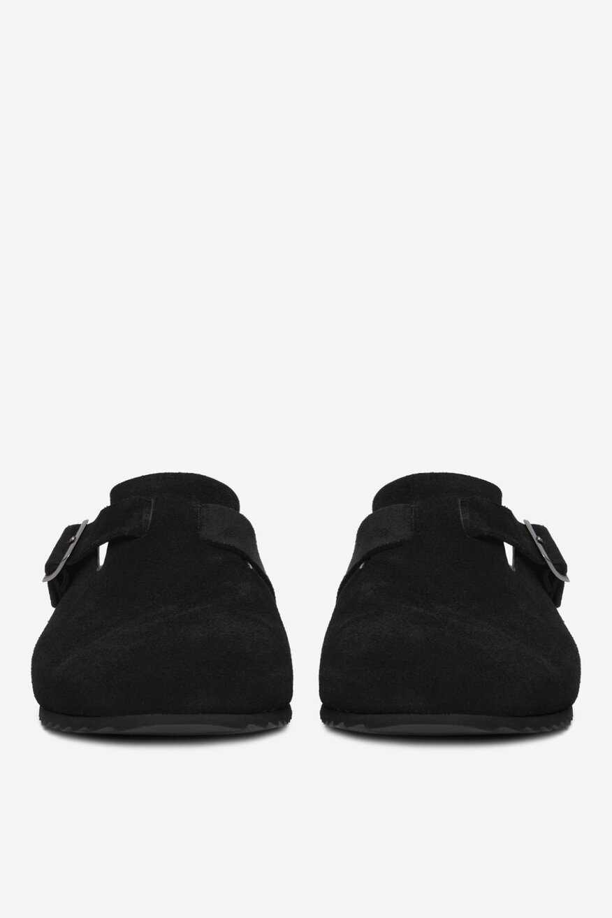 
                GUESS JEANS - Klapki skórzane - 5907964117346