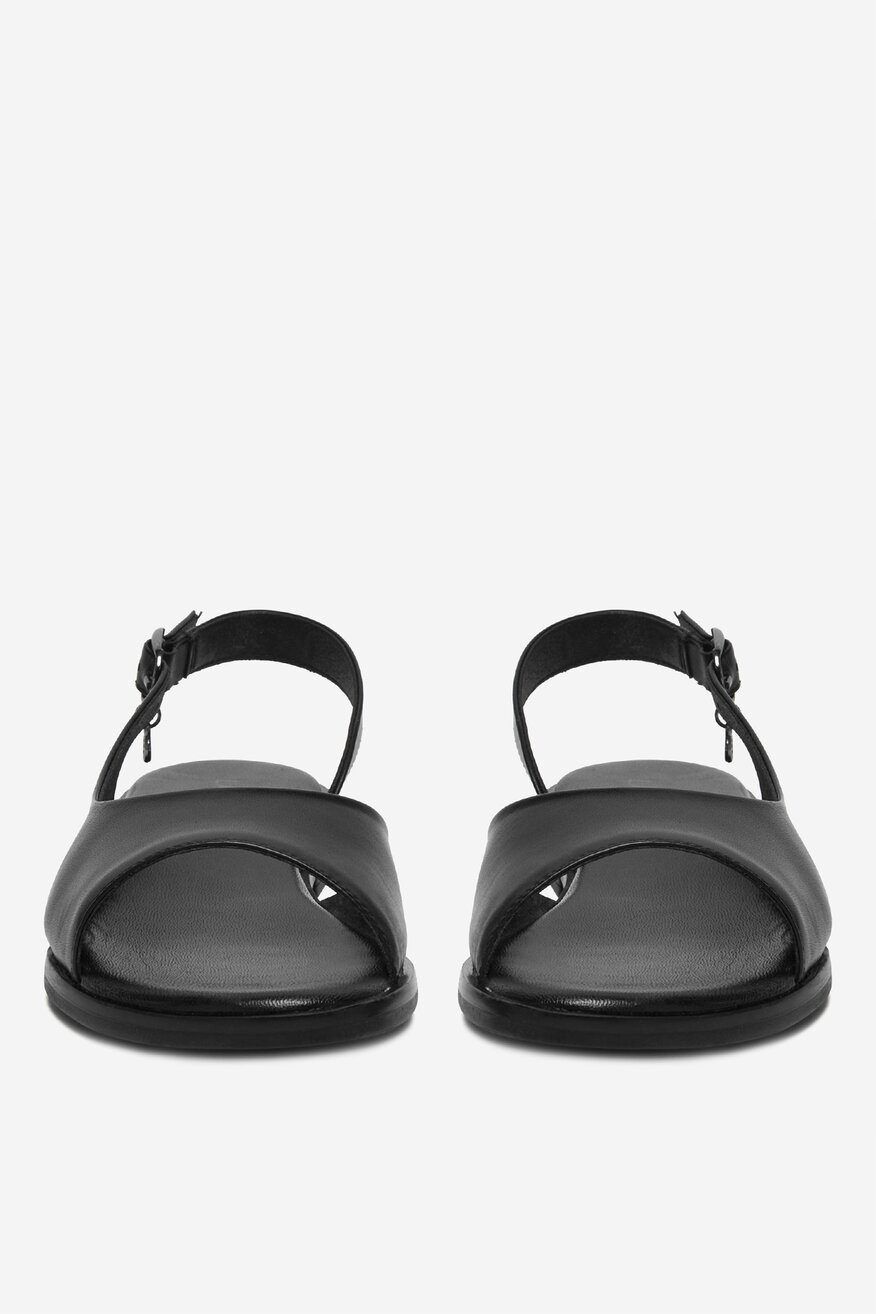 
                Сандалі Lasocki ЧОРНИЙ - 5906751613320